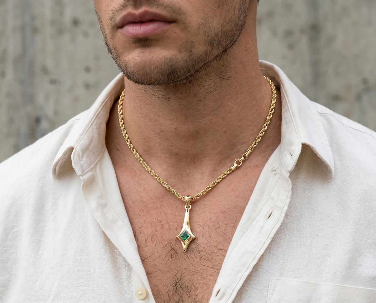 Lionheart Pendant - Emerald pendant in 14K Yellow Gold, handcrafted by VIDAR Jewelry