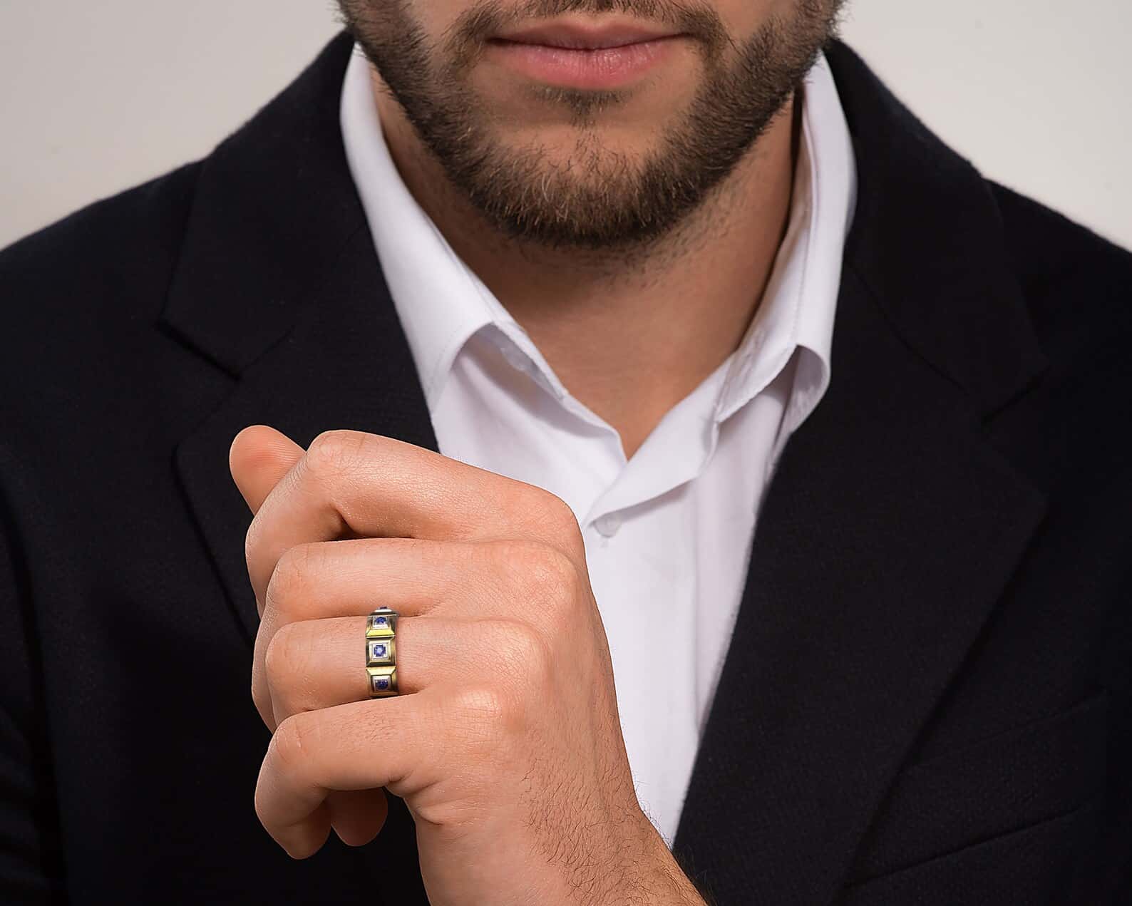 Shakespeare Ring – view 4